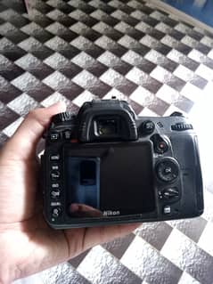 7000D