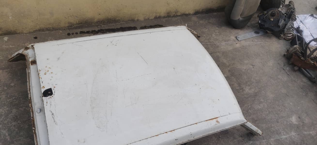 Charade Roof ( چھت) 0