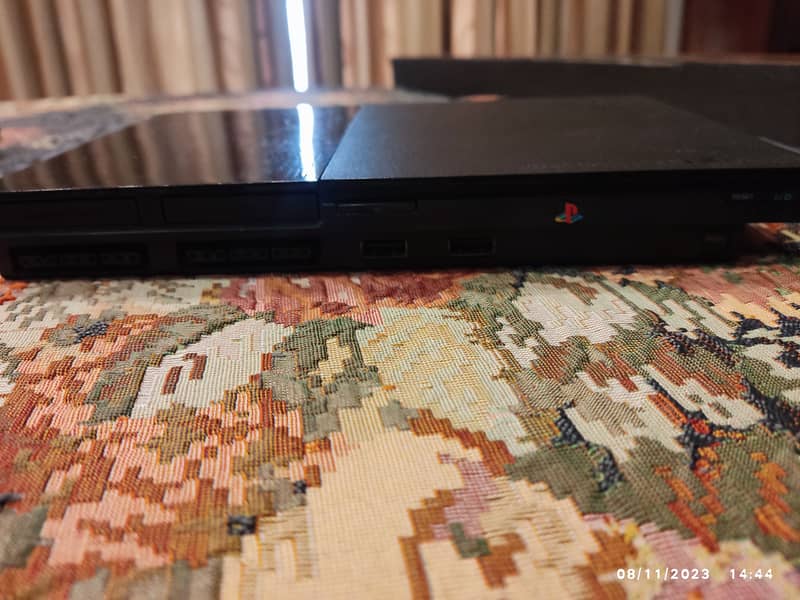 Playstation 2 (included: bag, 1 game, card, 1 controller, dany device) 6
