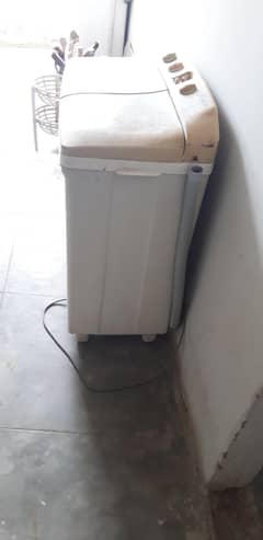 Dawlance wide DW-5200