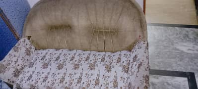 pure wood ha bohot wazni ha 3 seater big ha or baqi 2 seater ke ha two