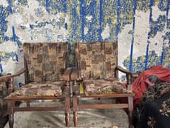 4 Wood Chairs Set