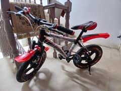 Kids Bicycle (size 16) and Tricycle (age 2-5)