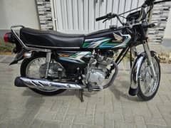 Honda Cg 125 2023 karachi number good condition
