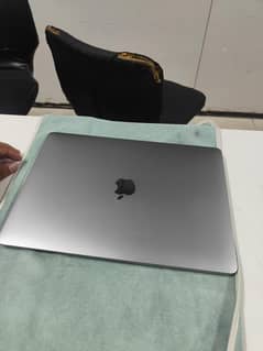 Macbook pro M1