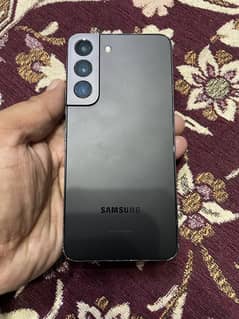 Samsung S22
