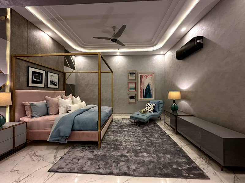 2 Kanal Elegant And Fully Maintained Super Hot Located Bungalow Is Available For Sale In The Best Block Of DHA Phase 5 Block A Lahore. 16