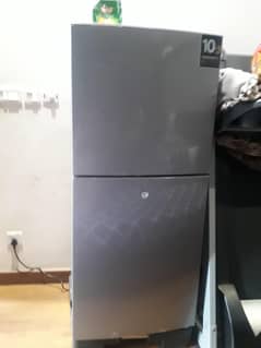 Haier Refridgator HRF-216 EBS