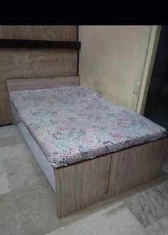 bed in good condition