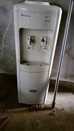 dispenser for sall