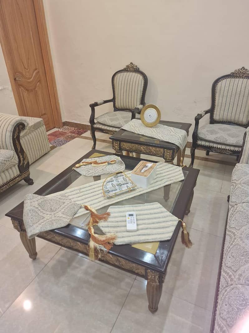 1 center table 2 side tables 3