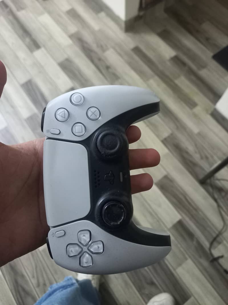 PS5 Digital Edition + 2 Controllers | Like New | With Games| 1 tb 1