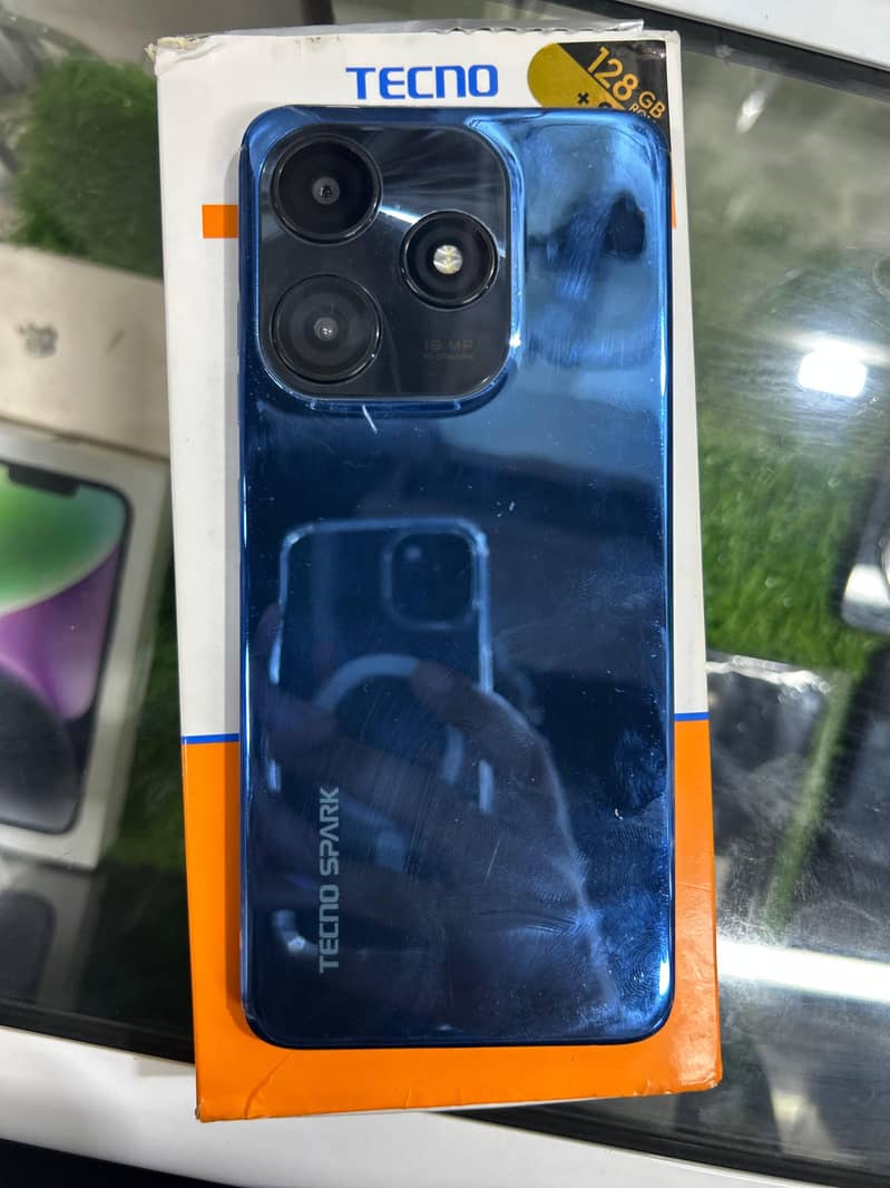 Tecno spark 10c 4+4/128 with box 3