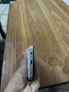 Vivo Y19s
