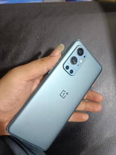 one plus 9pro 5G 8GB/256GB