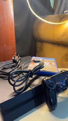 PS4 FAT ALONG WITH GTA V  PREMIUM