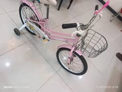 cycle for sale. outcoass condition. . very less used