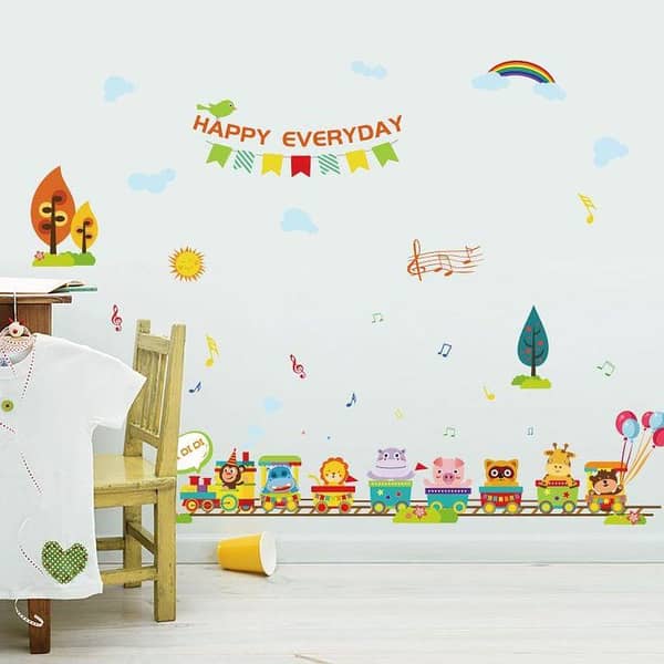 Wall Art of Happy Animals on a Train - SK9346