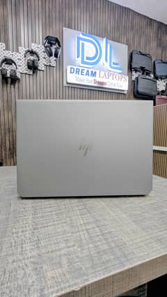HP ZBook 15 G5 (Core:i7-8th Generation)(16-512GB)