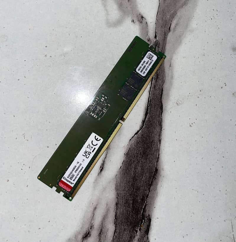 XPG DDr4 Ram 3600Mhz [8x2 16Gb]  / DDr5 Ram 16Gb 5600Mhz Kingston 2