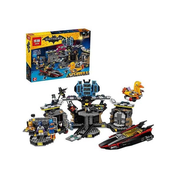 Batman Batcave Set: Penguin Attack Building Blocks