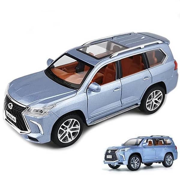 Lexus Land Cruiser 1:24 Scale Model Diecast in Blue