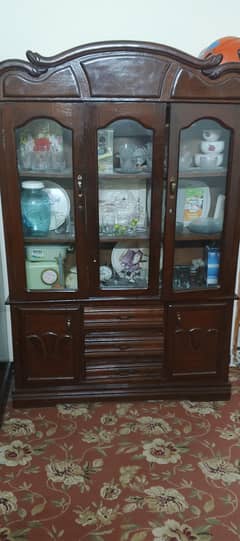 showcase and dressing