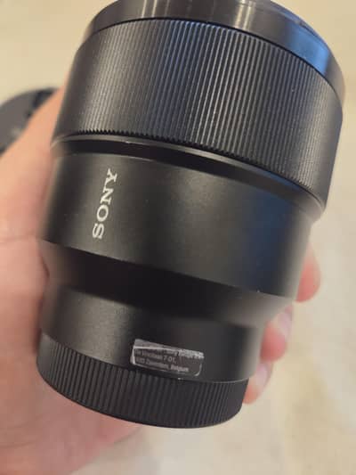 sony f1.8 85mm Mount E