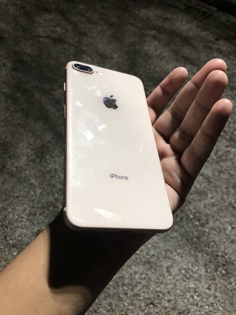 iPhone 8 plus 3