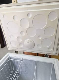 Deep Freezer Haier HDF 245SD urgent selling