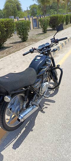 Suzuki GS 150 SE 2021