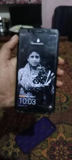 Huawei 3GB ROM and 32GB Memory . Finger print aslo work well