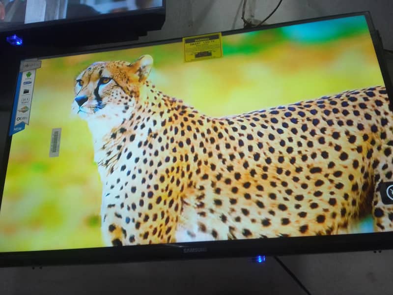 lED and LCD is available 1