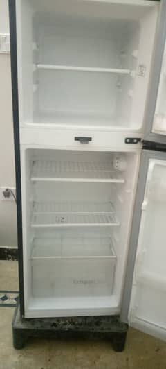 Dawlance Refrigerator net & cleanmedium size