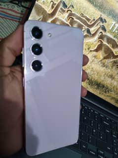 Samsung S23 4 month sim time available