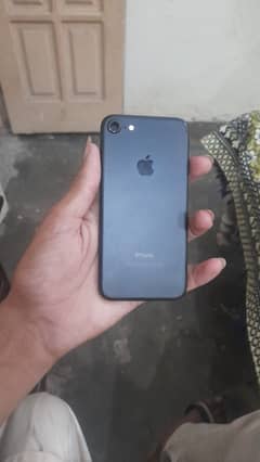 iPhone 7  32 GB