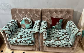 5 seater premium fabric sofa set with table.