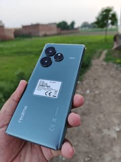 Realme GT 6