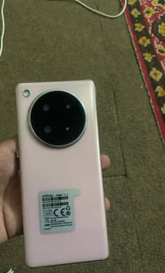Infinix Zero 40 8 256 GB in Warranty Box pack