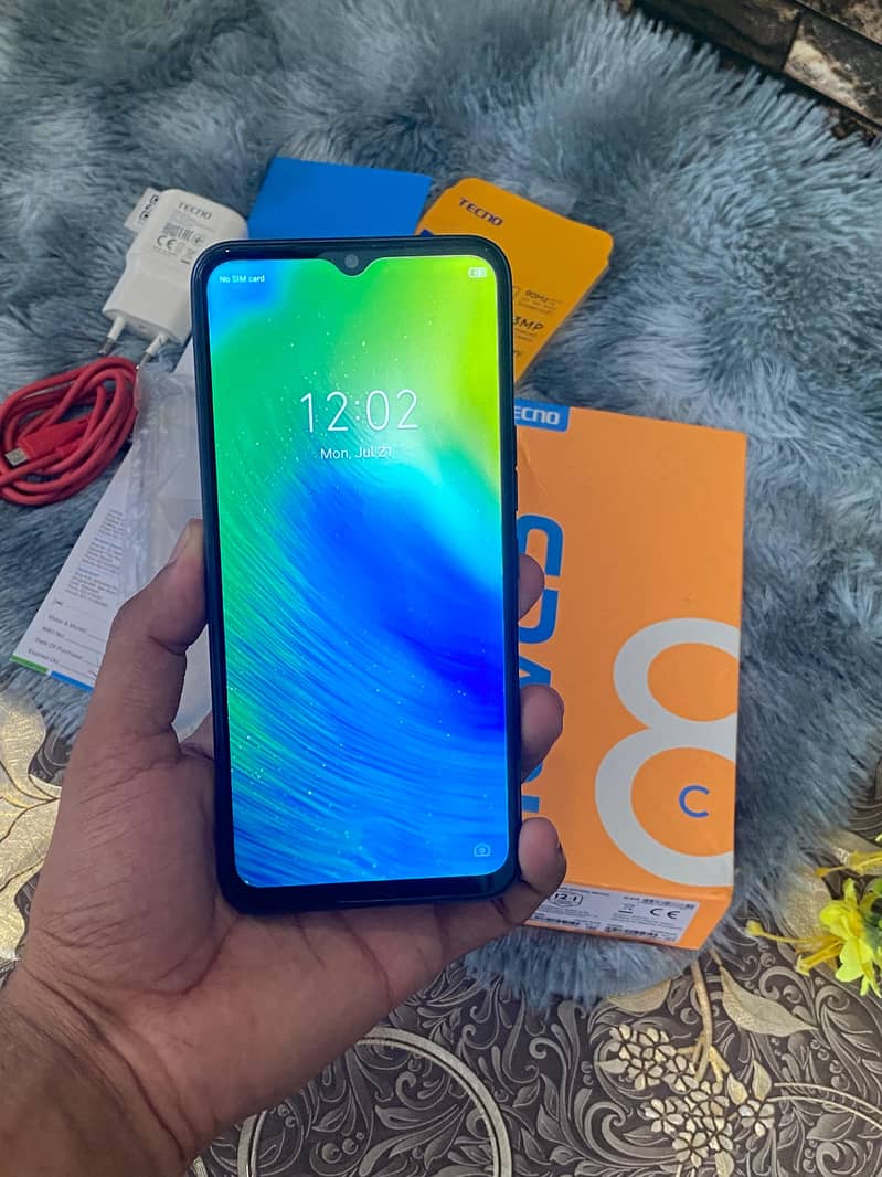 Tecno Spark 8c with box or original charger 13