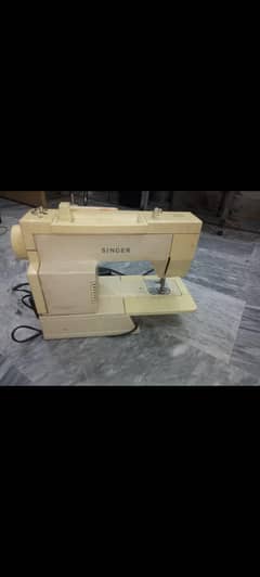 Singer Machine