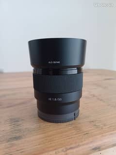 Sony FE 50mm f/1.8 Full Frame Autofocus Lens.