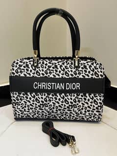  Elegant Designer Handbag set _ Premium Style for Modern women "