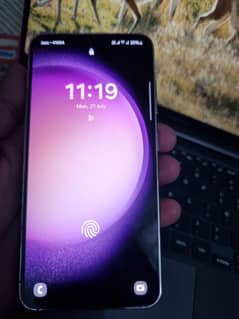 Samsung S23