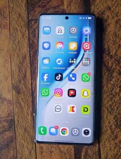 Tecno Camon 40 pro