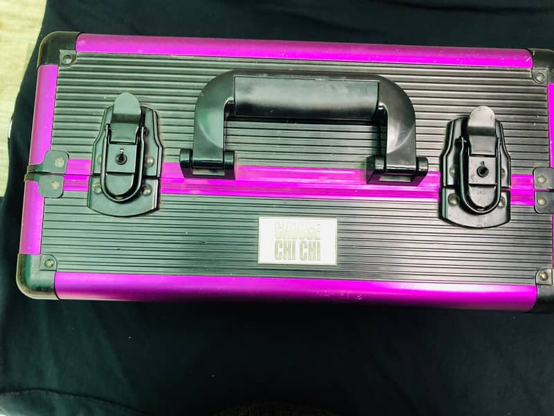 imported makeup box 0