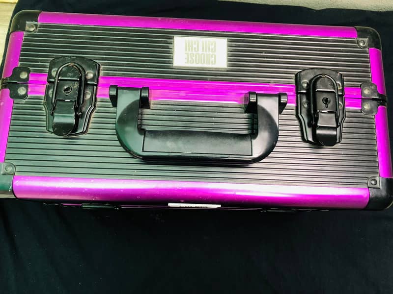 imported makeup box 3