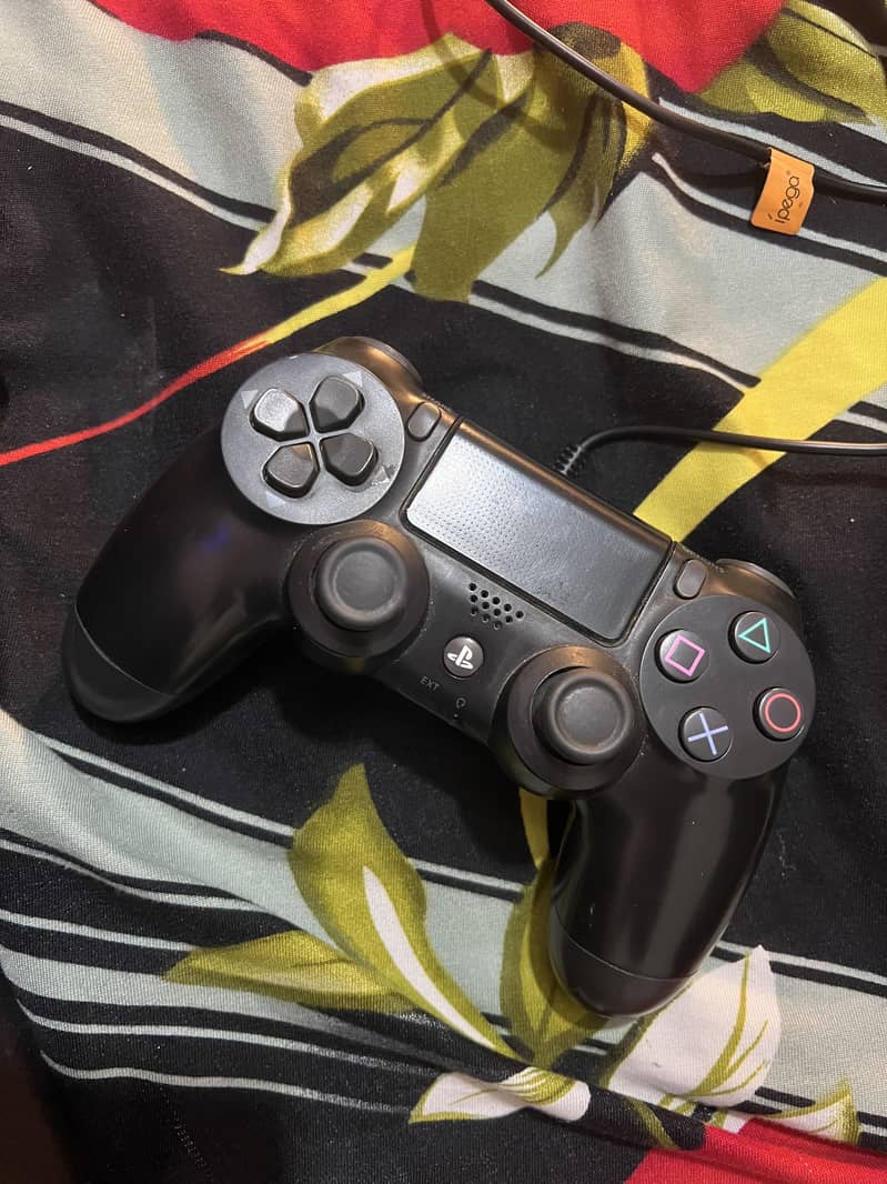 PlayStation 4 3