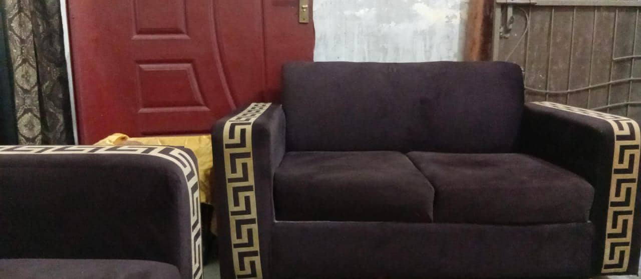 Sofa set in 10/10 condition 2