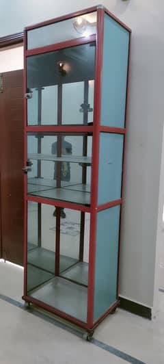 Display cabinet